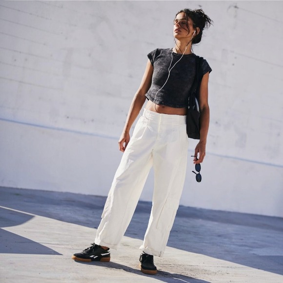 Free People Pants - Free People Mesmerize Me Solid Cargo Pants White Cotton Blend Balloon Leg XS